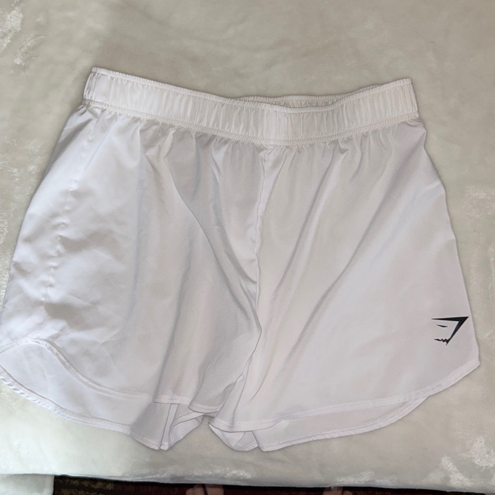 GYMSHARK SHORTS